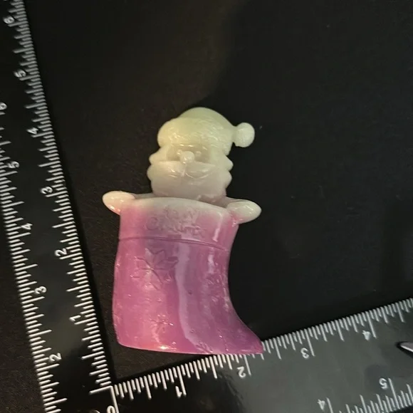 Adorable luminous resin Santa with an open stocking - Picture 7 of 7